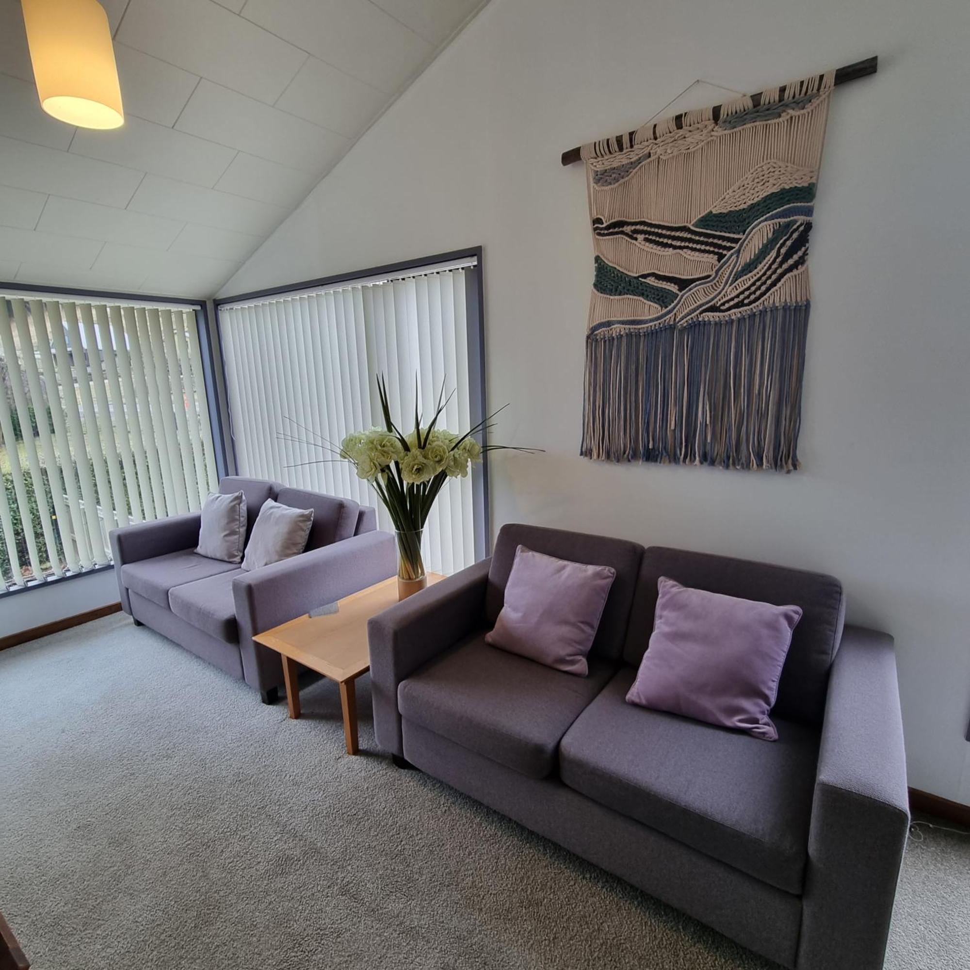 Ride Base Wanaka Apartments Екстер'єр фото