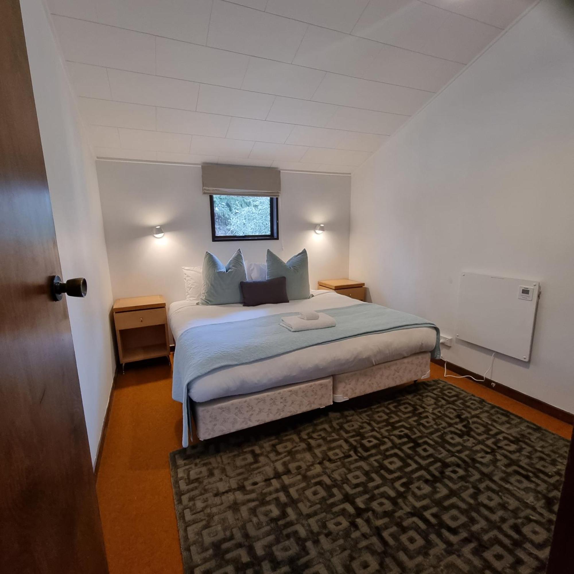 Ride Base Wanaka Apartments Екстер'єр фото
